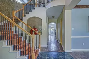 1617 Thompson Dr, Carrollton, TX 75010 - Photo 2
