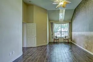1617 Thompson Dr, Carrollton, TX 75010 - Photo 6