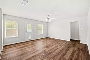 3819 Wolf Creek Ln, Melissa, TX 75454 - Photo 4