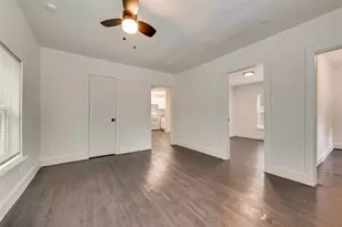2706 Hector St, Dallas, TX 75210 - Photo 4