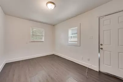 2706 Hector Street, Dallas, TX 75210 - Photo 10
