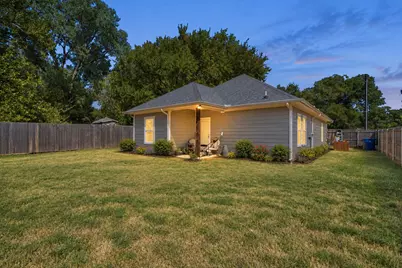205 Owens Street, Bridgeport, TX 76426 - Photo 24