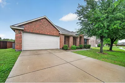 5640 Lincolnwood Drive, Prosper, TX 75078 - Photo 2