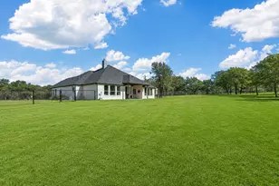 107 Rj Smith, Boyd, TX 76023 - Photo 2