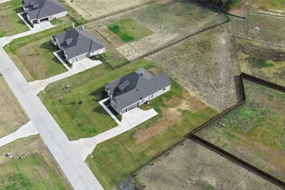 401 Indian Creek Road, Van Alstyne, TX 75495 - Photo 4