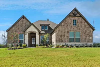 401 Indian Creek Road, Van Alstyne, TX 75495 - Photo 1