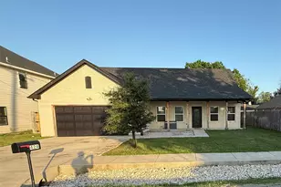 424 N McGraw St, Forney, TX 75126 - Photo 1