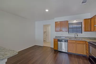 210 Rolston Road #2, Irving, TX 75060 - Photo 4