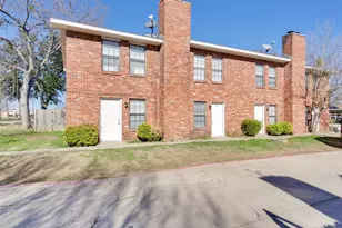 210 Rolston Rd, Irving, TX 75060 - Photo 1