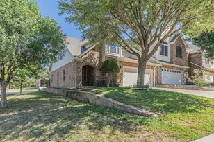 346 Emma Call Ct, Decatur, TX 76234 - Photo 2