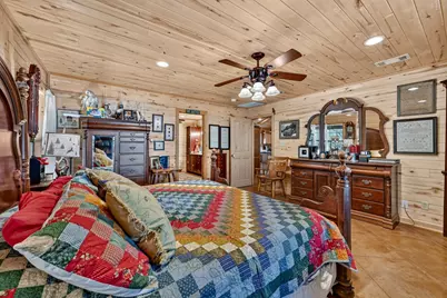 1623 Three Skillet Road, Springtown, TX 76082 - Photo 12