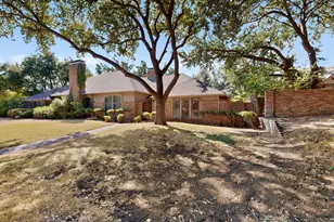 1606 Tree House Ln, Plano, TX 75023 - Photo 2