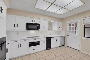 1606 Tree House Ln, Plano, TX 75023 - Photo 12