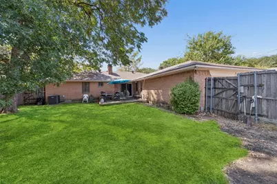 5629 Ledgestone Drive, Dallas, TX 75214 - Photo 8