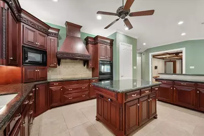 2303 Panorama Court, Arlington, TX 76016 - Photo 8