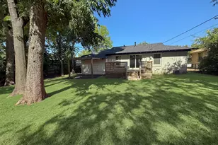 9324 Lenel Pl, Dallas, TX 75220 - Photo 18