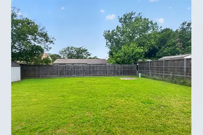 109 N Heights Drive, Crowley, TX 76036 - Photo 18