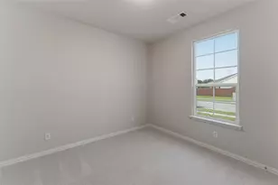 1329 Frio Dr, Springtown, TX 76082 - Photo 6