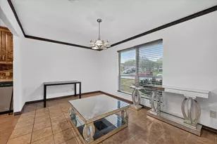 5867 Beau Purple Dr, Dallas, TX 75211 - Photo 4