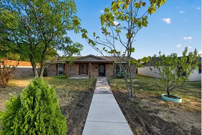5867 Beau Purple Drive, Dallas, TX 75211 - Photo 2