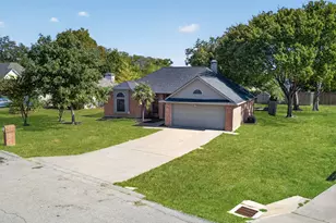 407 E Brooks St, Forney, TX 75126 - Photo 26