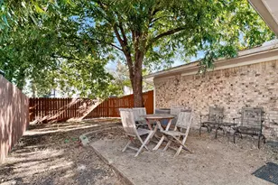 11341 Quail Run St, Dallas, TX 75238 - Photo 20