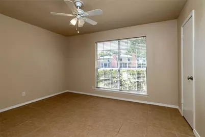 304 Cambridge Drive, Saginaw, TX 76179 - Photo 32