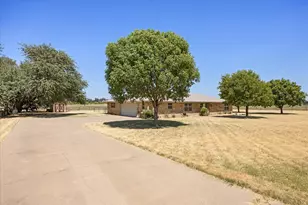 330 Reed Rd, Granbury, TX 76049 - Photo 6