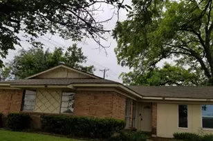 3261 Santiago Dr, Mesquite, TX 75150 - Photo 2