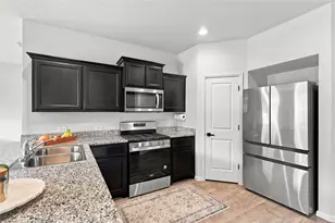 9733 New Bern Dr, Fort Worth, TX 76108 - Photo 20