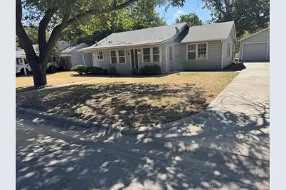507 Poindexter Avenue, Cleburne, TX 76033 - Photo 4