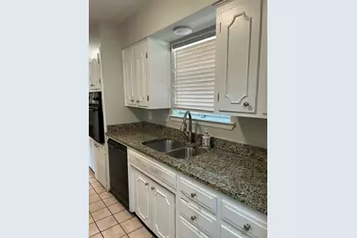 2501 White Oak Lane, Arlington, TX 76012 - Photo 8