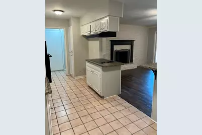 2501 White Oak Lane, Arlington, TX 76012 - Photo 6