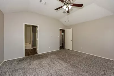 912 Winterbury Court, DeSoto, TX 75115 - Photo 8