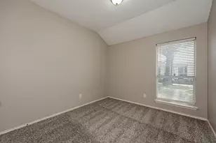 912 Winterbury Ct, DeSoto, TX 75115 - Photo 10