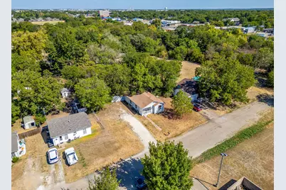 106 Bales Street #108, Cleburne, TX 76033 - Photo 4