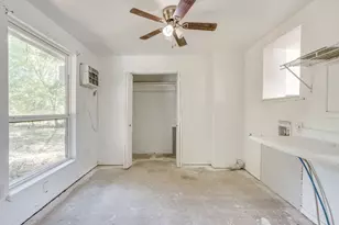 106 Bales St, Cleburne, TX 76033 - Photo 24