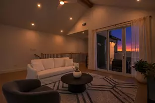 710 W 10th St, Dallas, TX 75208 - Photo 10
