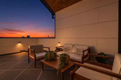 710 W 10th Street #101, Dallas, TX 75208 - Photo 6