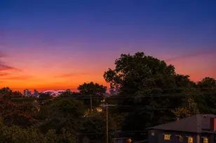 710 W 10th St, Dallas, TX 75208 - Photo 2