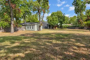 405 S 6th St, Gatesville, TX 76528 - Photo 30