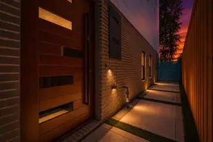 710 W 10th St, Dallas, TX 75208 - Photo 24