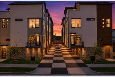 710 W 10th Street #101, Dallas, TX 75208 - Photo 2