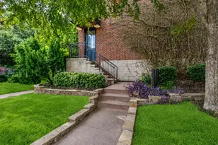 3513 Bryan St, Dallas, TX 75204 - Photo 2