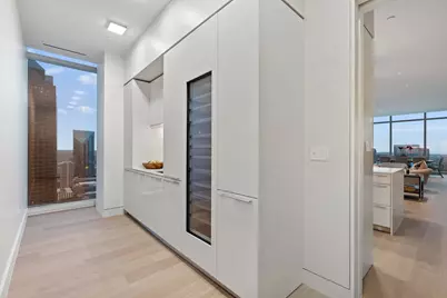 1747 Leonard Street #2402, Dallas, TX 75201 - Photo 12