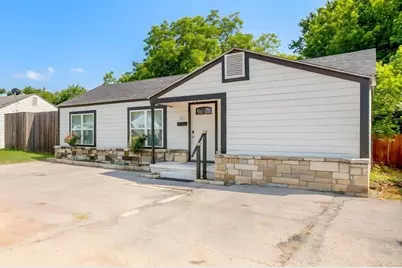 412 S Morgan Street, Granbury, TX 76048 - Photo 2