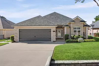 8606 Leisure Lane, Granbury, TX 76049 - Photo 1