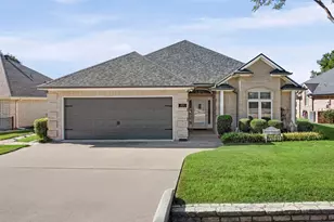 8606 Leisure Ln, Granbury, TX 76049 - Photo 1