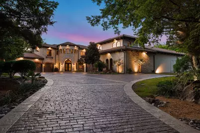 2115 Paradise Ranch Trail, McKinney, TX 75071 - Photo 2