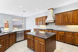 221 Tipperary Dr, Keller, TX 76248 - Photo 10
